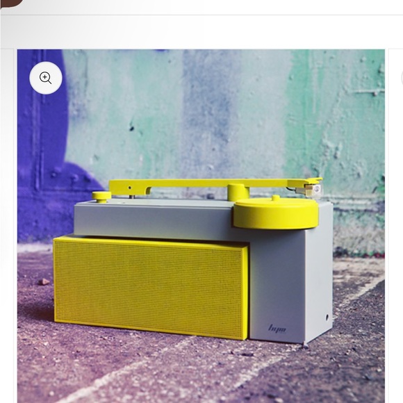 HYM Duo Turntable with a Detachable Bluetooth Speaker - Picture 4 of 5